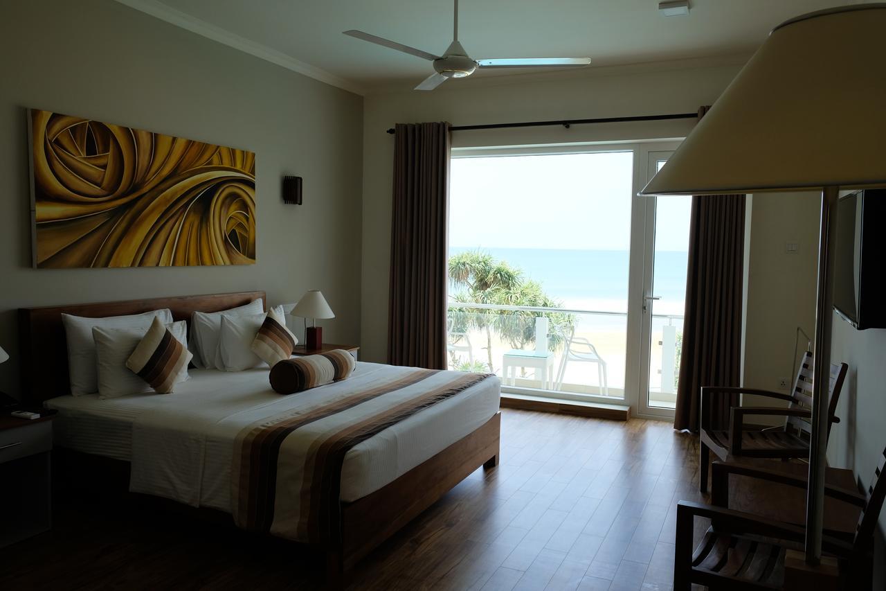 Twenty-Two Weligambay Hotel Weligama Buitenkant foto