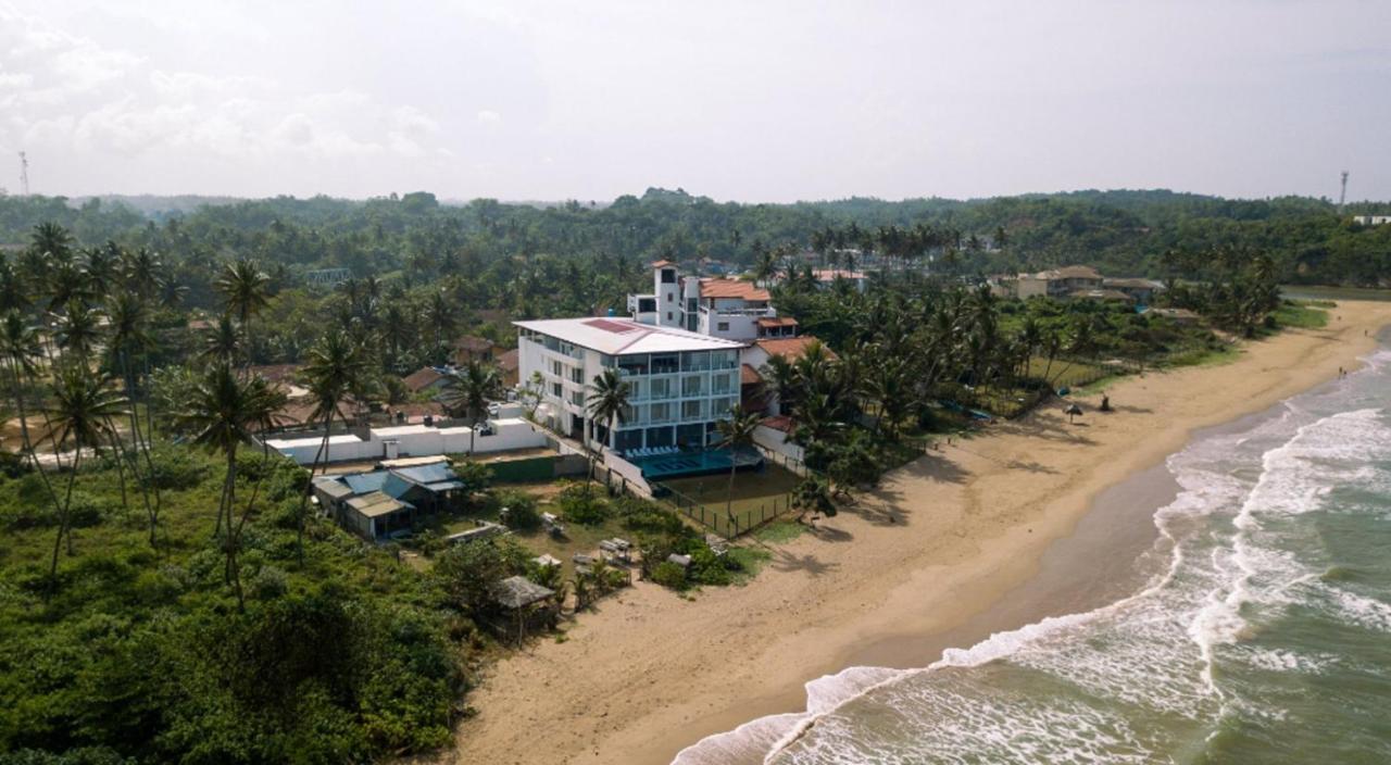 Twenty-Two Weligambay Hotel Weligama Buitenkant foto