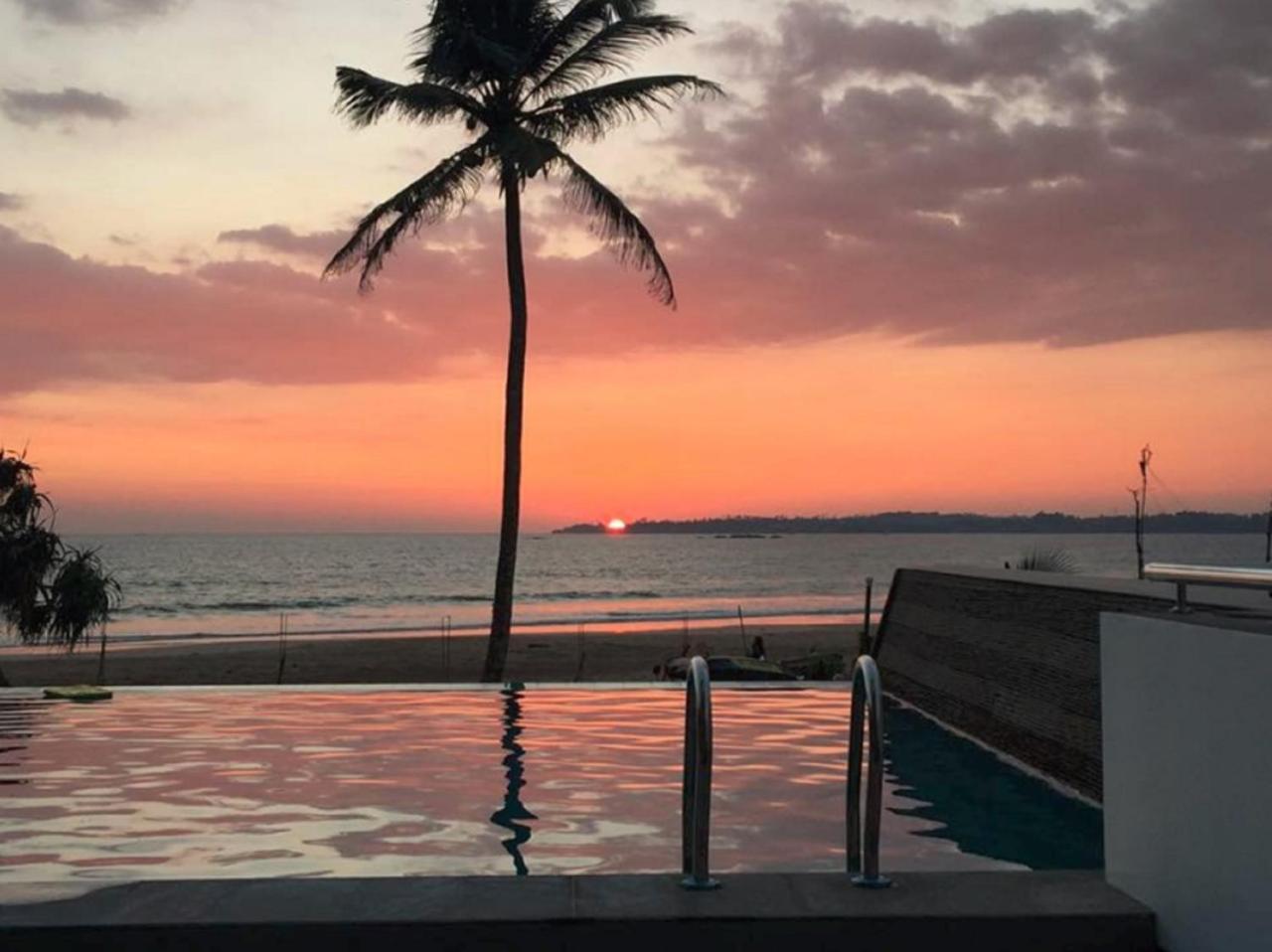 Twenty-Two Weligambay Hotel Weligama Buitenkant foto